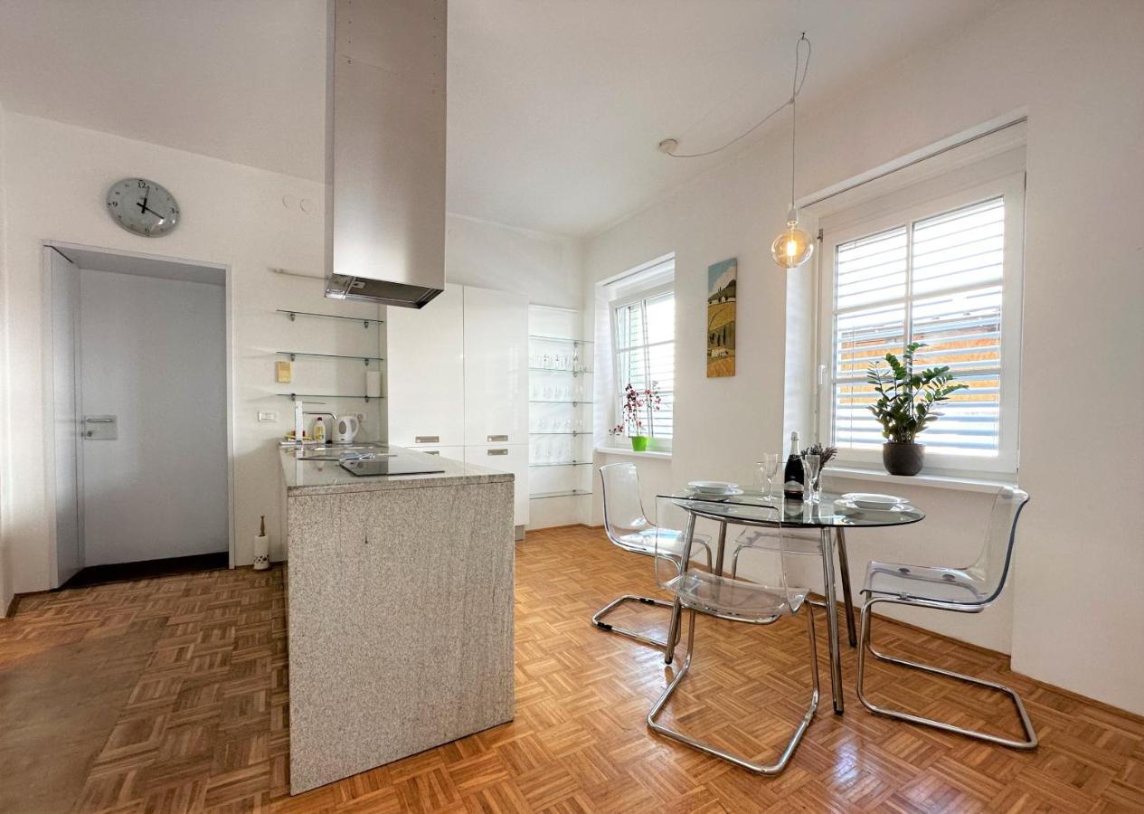Charming Starry Night Apartment Λιουμπλιάνα Εξωτερικό φωτογραφία